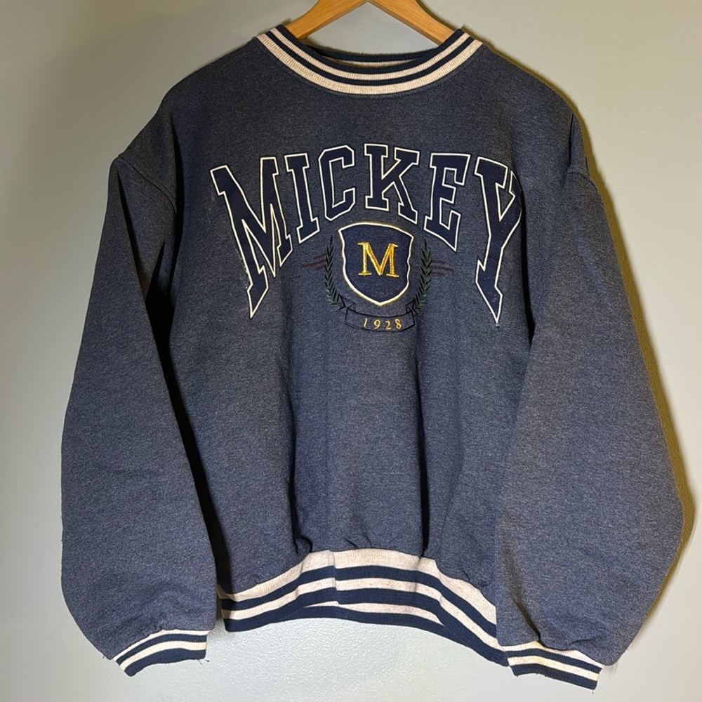 Vintage Mickey Mouse Sweatshirt
